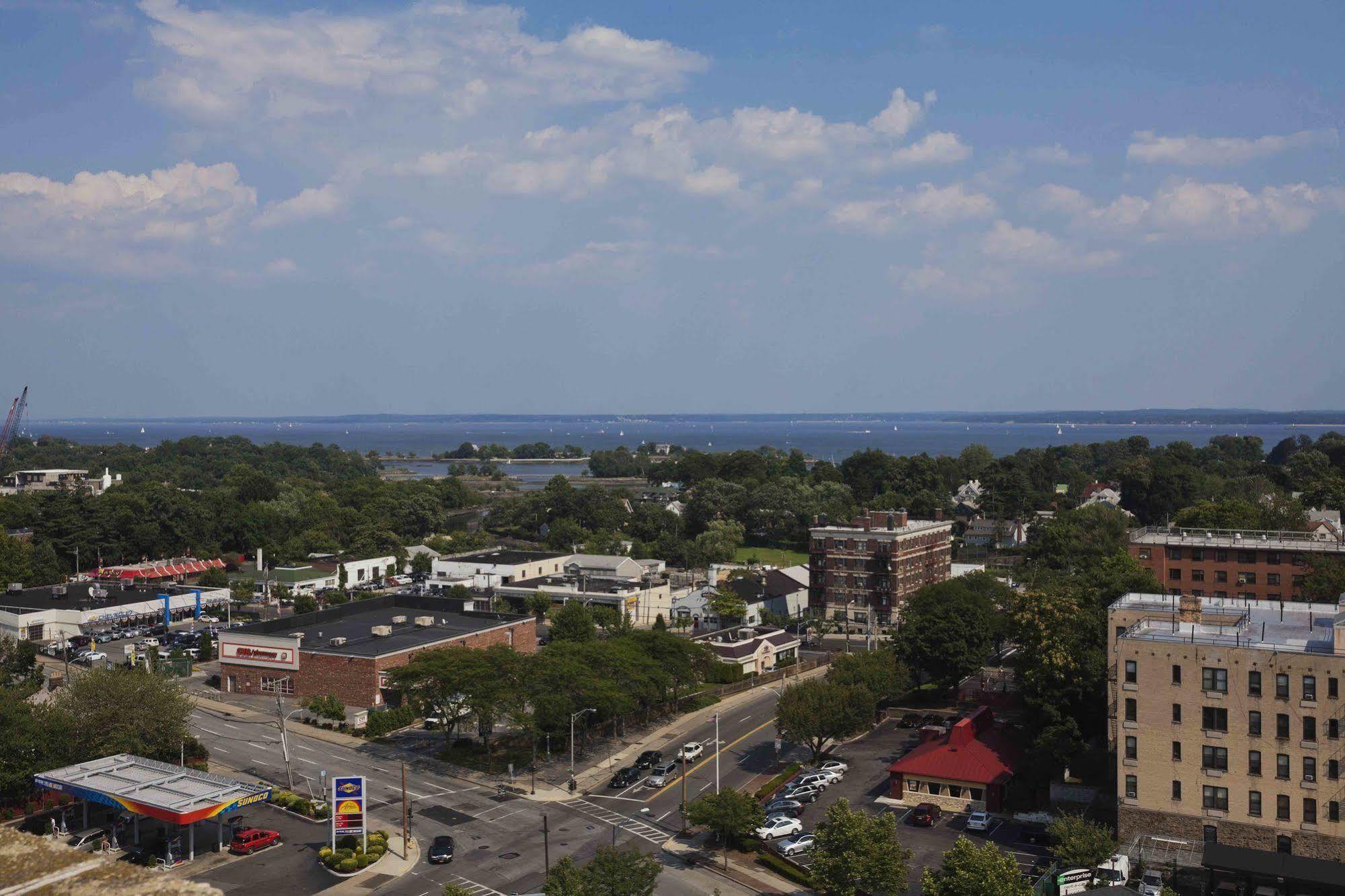 Hotel Noma, Trademark Collection By Wyndham New Rochelle Exterior photo